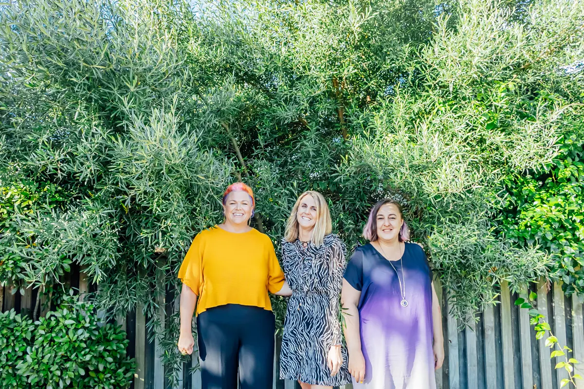 Get Content Photo Credit Jess Deacon, Anna Colville Smith And Sarah Jayne Shine