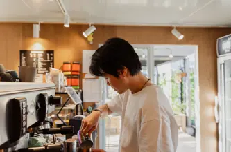 Dark Horse Coffee barista