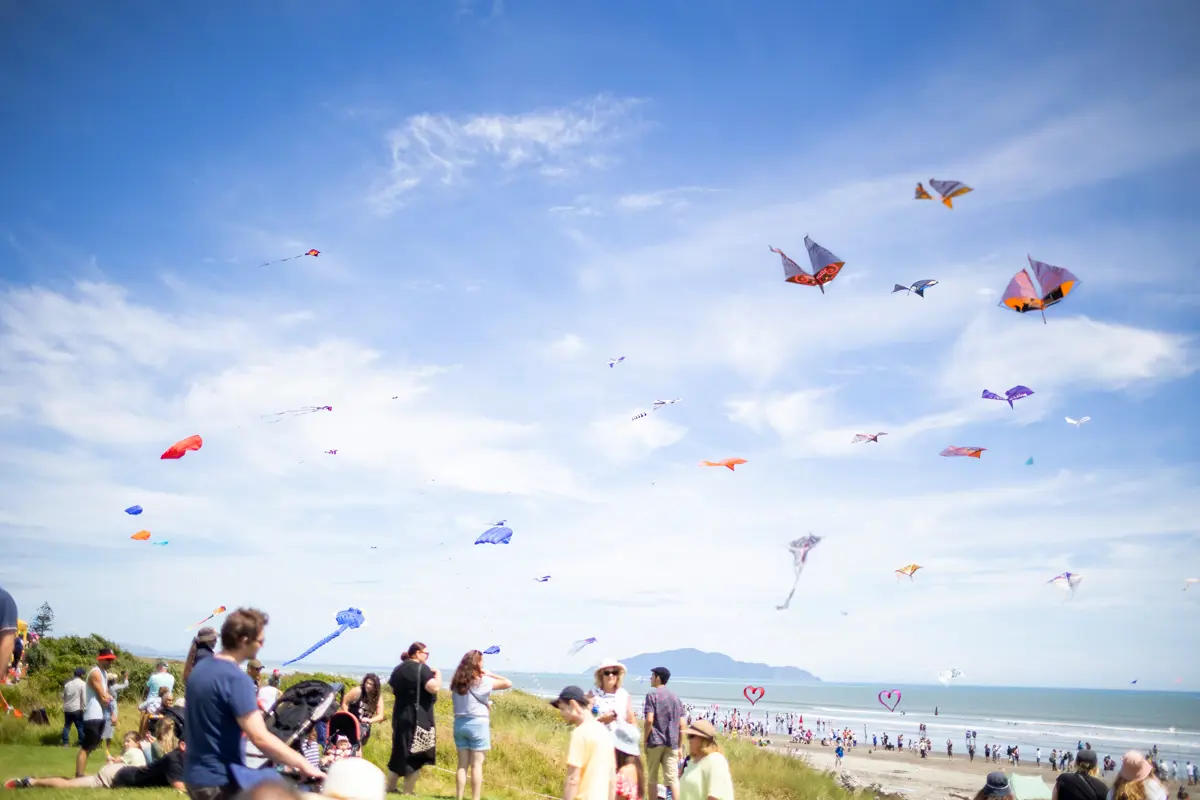 Otaki Kites 128
